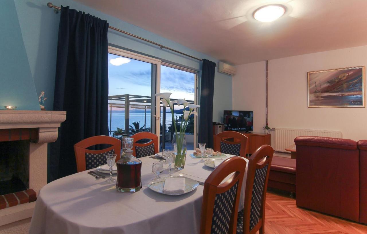 Apartments Villa Alex ポダツァ エクステリア 写真